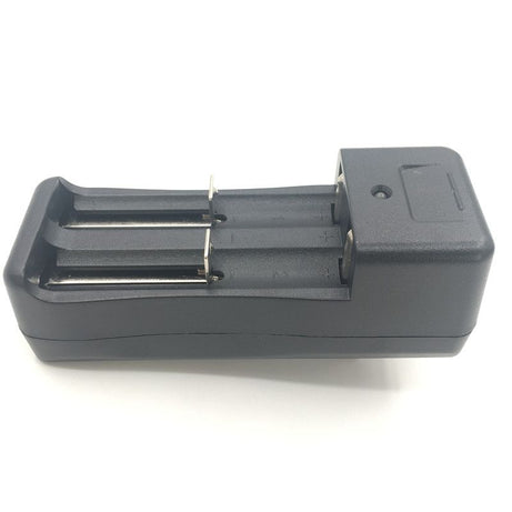 Dual Battery Cell Charger Universal Rechargeable 18650 16340 26650 3.7V Li-ion US - Oshi.pk - Buy & Sell Online