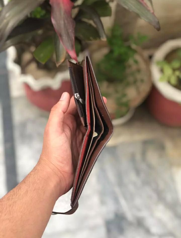 Dunbollu Genuine Leather Men Wallet Small Mini Card Holder Male Wallet Pocket Retro Purse High Quality Magnetic lock - Oshi.pk - Buy & Sell Online