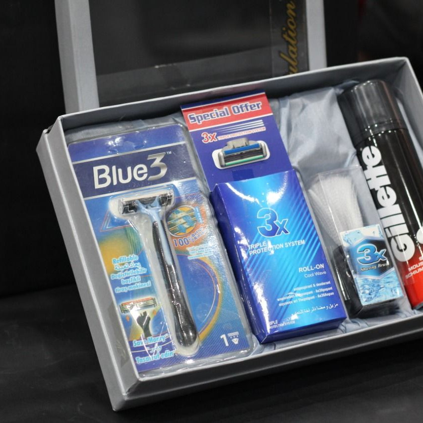 GILLETTE SHAVING KIT  - ORIGINAL