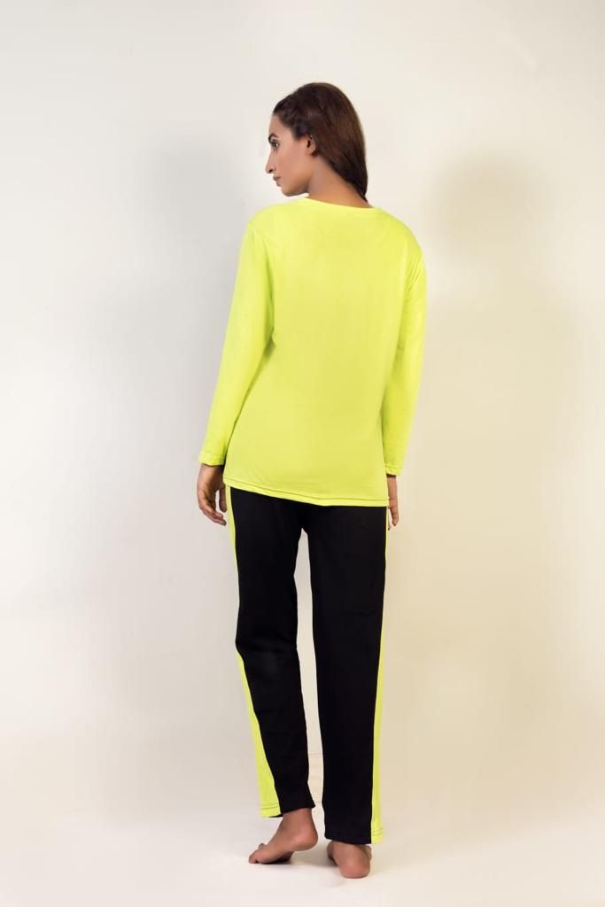 Green Panel Gym Suit For Women - Oshi.pk - Buy & Sell Online