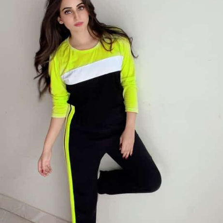 Green Panel Gym Suit For Women - Oshi.pk - Buy & Sell Online