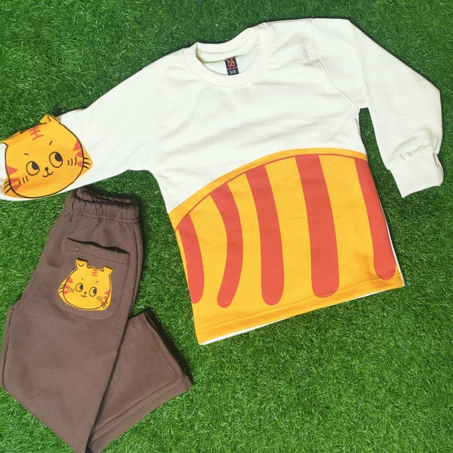 Off White Cat Print Sweatshirt With Trouser Tracksuit For Kids - Oshi.pk - Buy & Sell Online