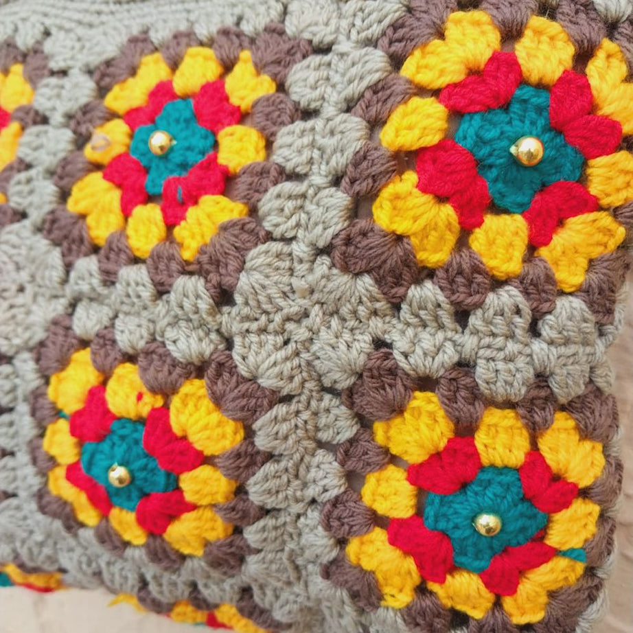 Handmade Crochet Bag for Ladiess: Stylish and Sustainable Bag - Granny Squar Crochet Bags for women - Oshi.pk - Buy & Sell Online
