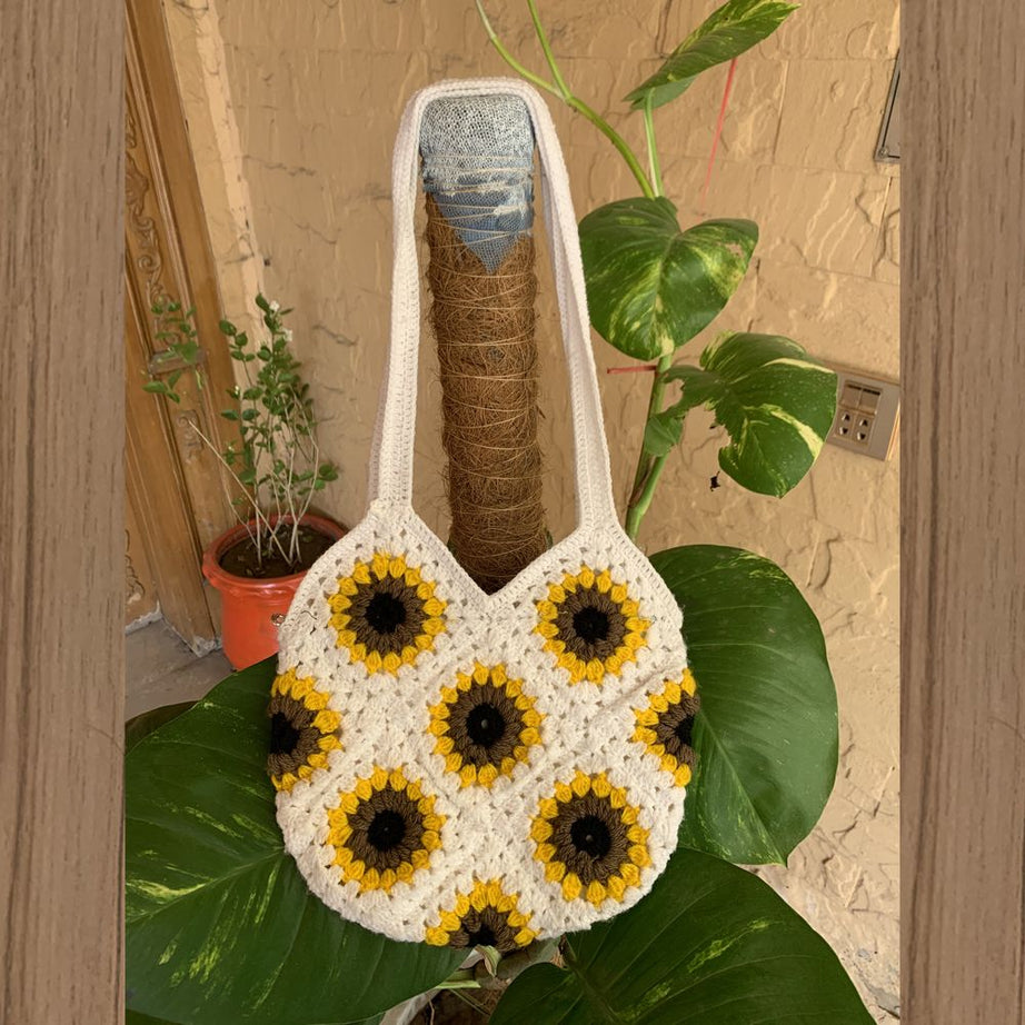 Handmade Crochet Bag For Women, Sunflower Granny Squares Handbag For Women, Ladies Crochet Handbag - Oshi.pk - Buy & Sell Online