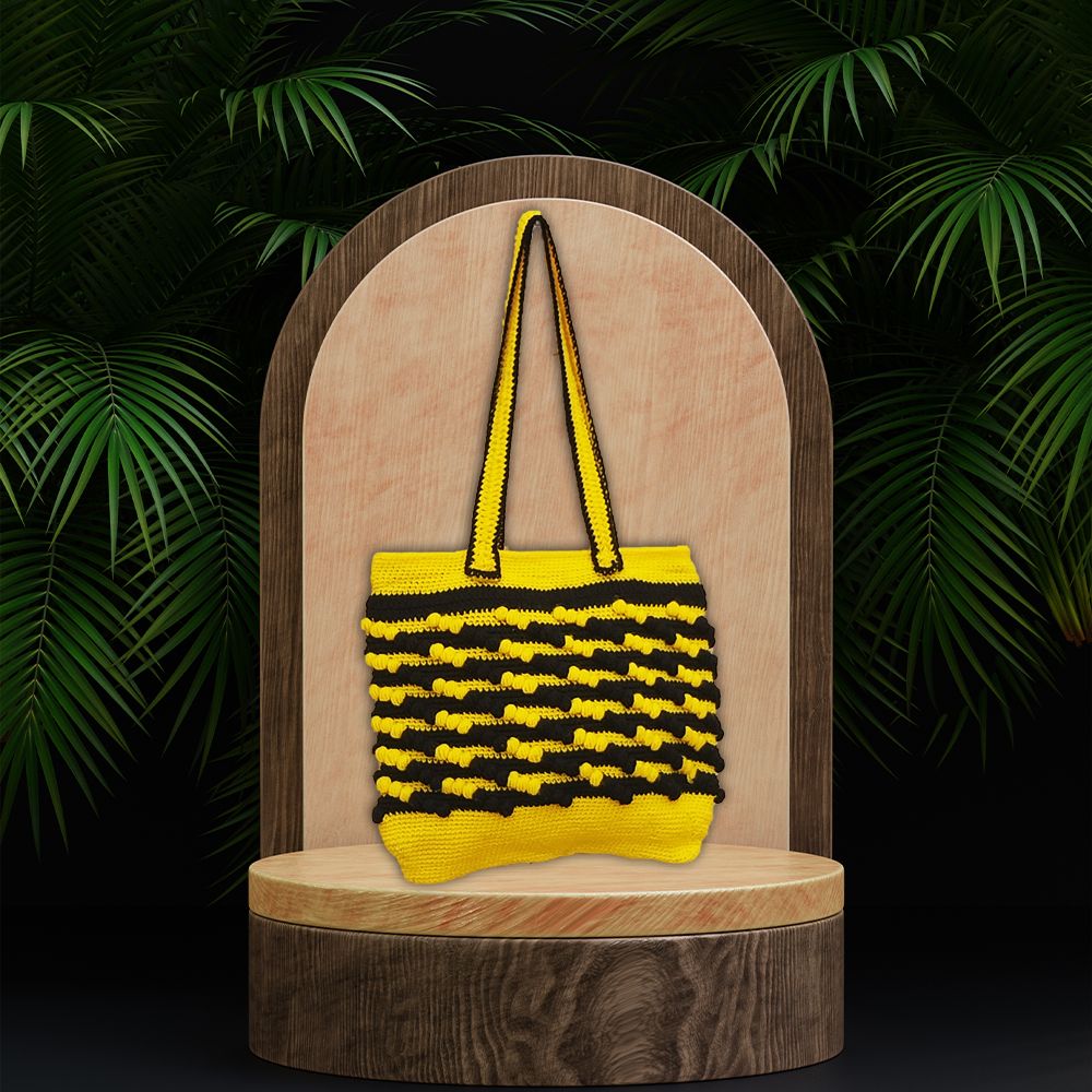 Handmade Crochet Bags for Women with Artful Line Patterns : Crochet Bags with Eye-Catching Line - Oshi.pk - Buy & Sell Online