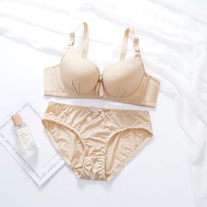 Imported Best Quality Push-up Bras & Panty Set for Women/Girl - Oshi.pk - Buy & Sell Online