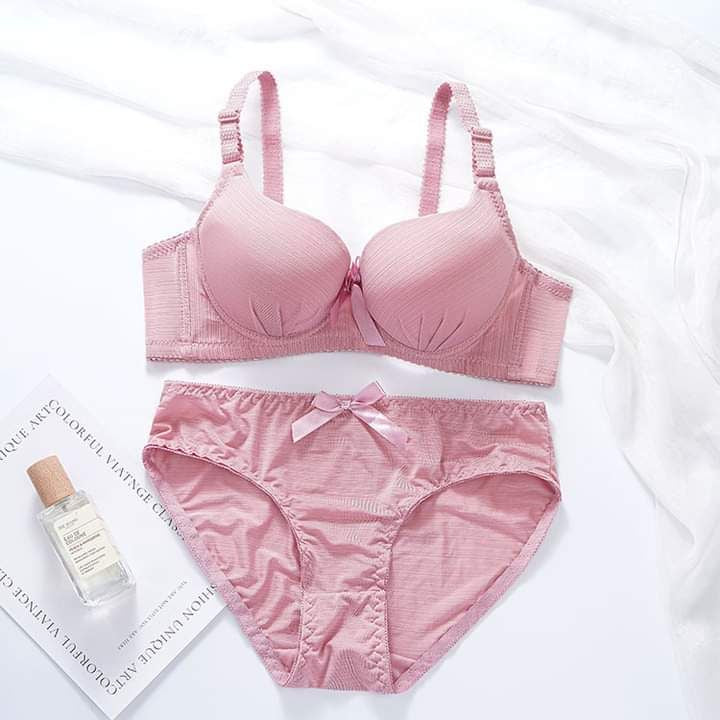 Imported Best Quality Push-up Bras for Women/Girls - Oshi.pk - Buy & Sell Online