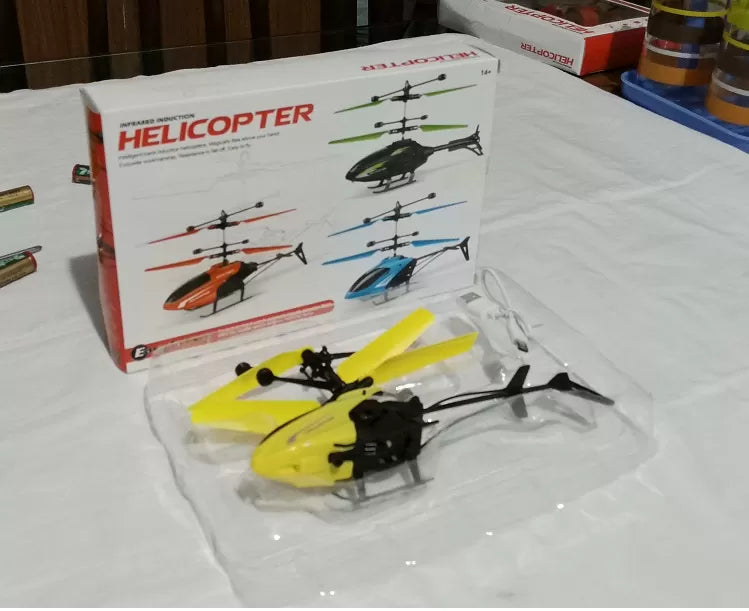 Infrared Induction Flying Helicopter - Rechargeable - Oshi.pk - Buy & Sell Online