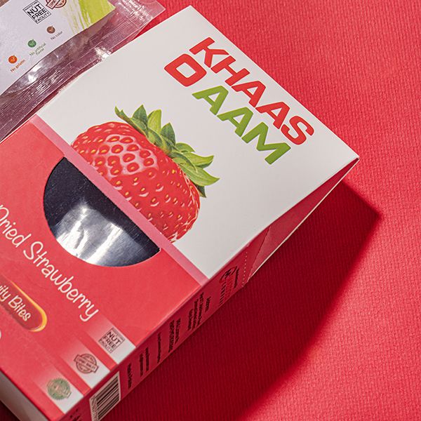 Khaso Aam Strawberry 100 Gm With Tester Falsa 40gm 100% Natural Dried Straw berry Fruit Candy | KhasoAam Premium Strawbery Fruit Bar, Berry Candy Toff - Oshi.pk - Buy & Sell Online