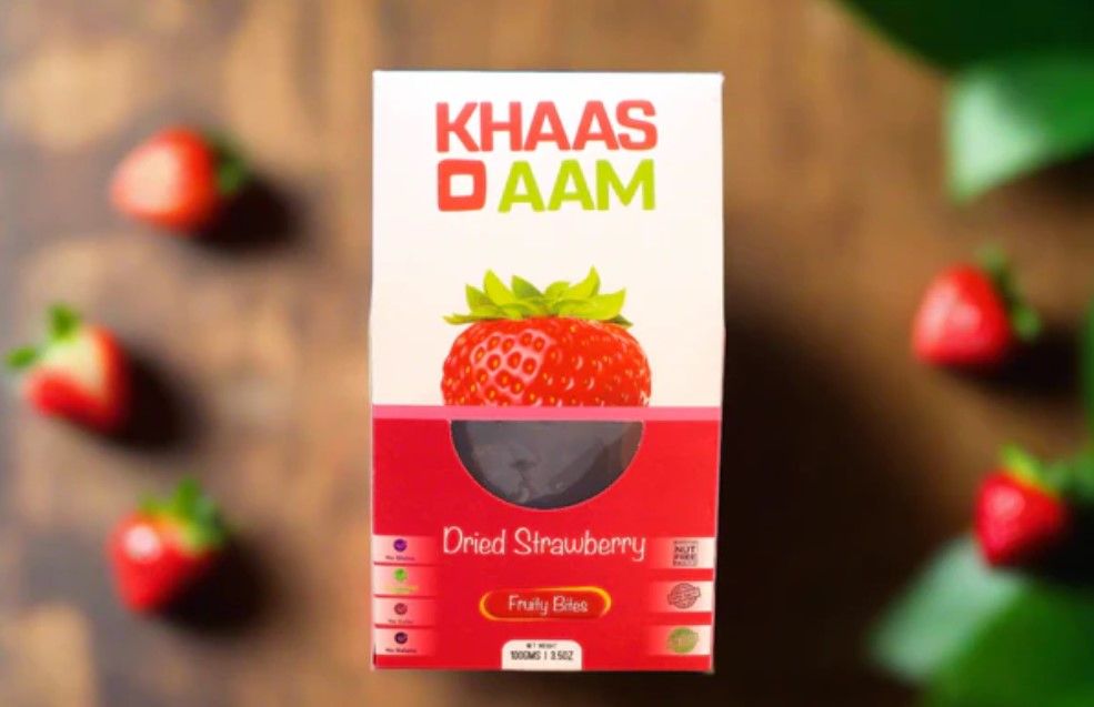 Khaso Aam Strawberry 100 Gm With Tester Mango Chausa 40gm 100% Natural Dried Straw berry Fruit Candy | Khaso Aam Premium Strawbery Fruit Bar, Aam Papa - Oshi.pk - Buy & Sell Online