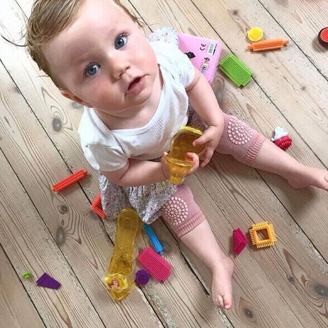 Knee Pads For Baby / Baby Knee Protector / Baby Kneepads / Baby Crawling Kneepad / Baby Knee Protection Baby Knee Pads For Crawling - Oshi.pk - Buy & Sell Online