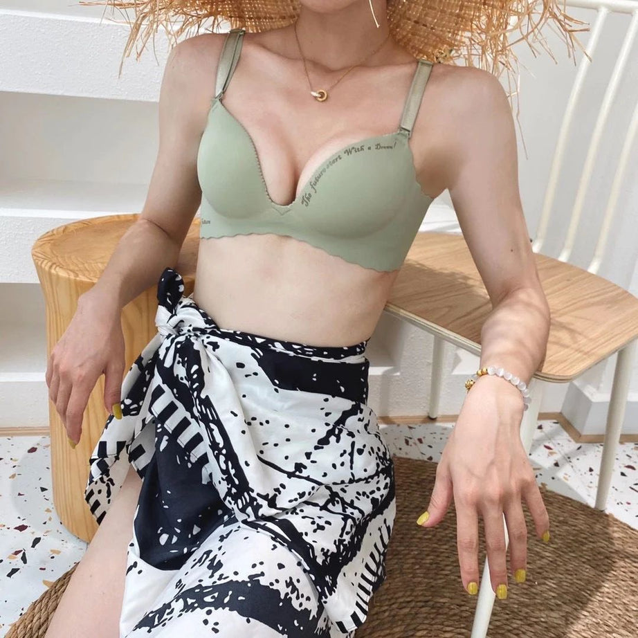 Broad Strap Seamless Wire Free Ultra Thin Bra - Oshi.pk - Buy & Sell Online