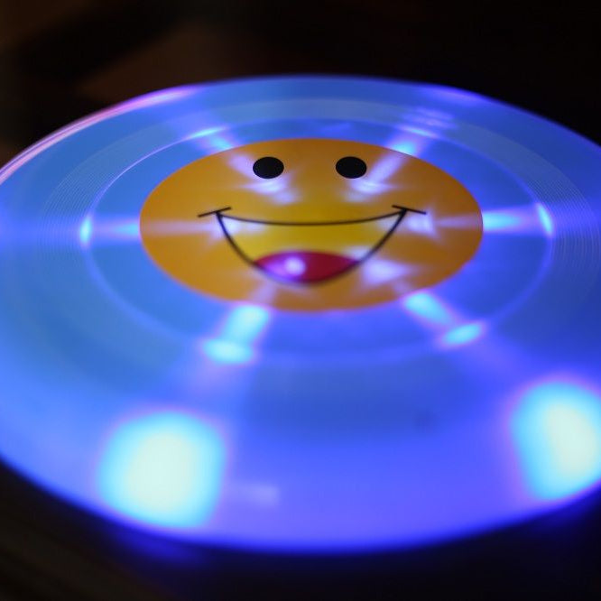 LED Flying Discs - Smiley with Light