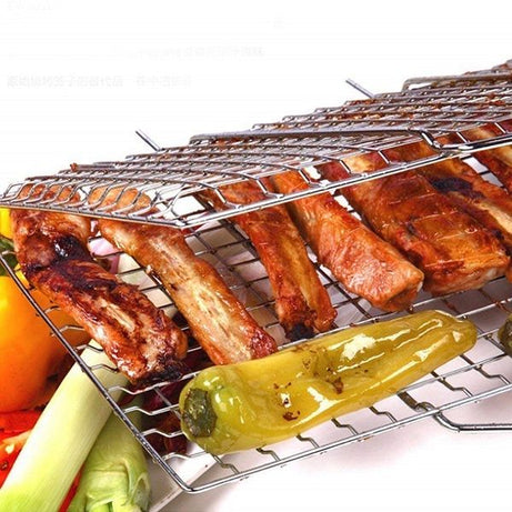 Medium Barbecue BBQ Grill Net Roast Grilling with Wooden Handle - Oshi.pk - Buy & Sell Online