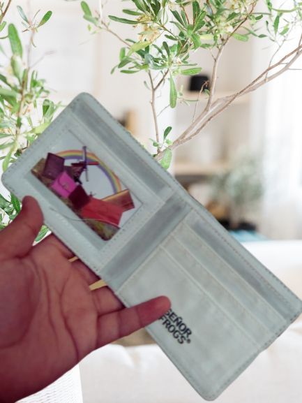 Korean Youth's Trendy Essentials Short Wallets with Horizontal Card Compartments - Oshi.pk - Buy & Sell Online