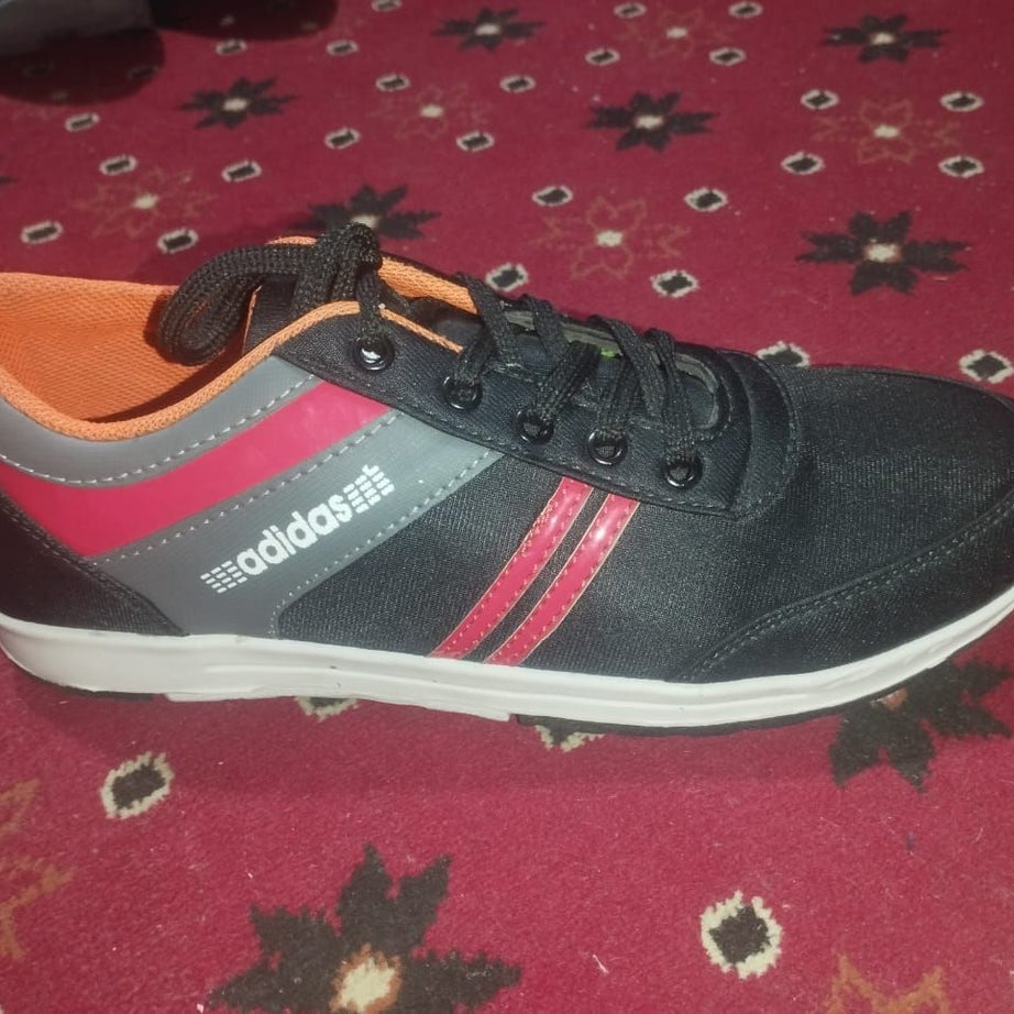 Men's Slip-On Shoes For Casual Occasions • Breathable And Comfortable For Gym And Work • Black Rubber Sole For Tennis And Walking • Fashionable Desig - Oshi.pk - Buy & Sell Online
