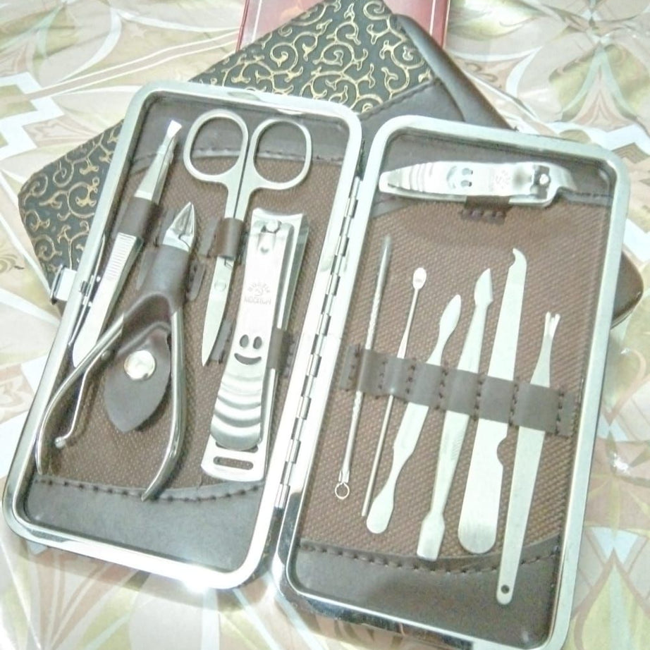 11Pc’s Manicure Nails Clippers Kit Case Stainless Steel Nail Cuticle Tool kit - Oshi.pk - Buy & Sell Online
