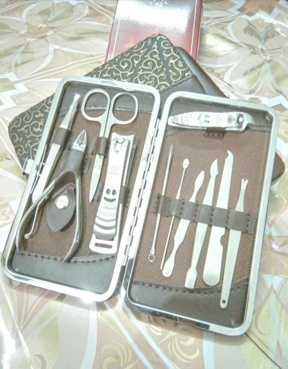 11Pc’s Manicure Nails Clippers Kit Case Stainless Steel Nail Cuticle Tool kit - Oshi.pk - Buy & Sell Online