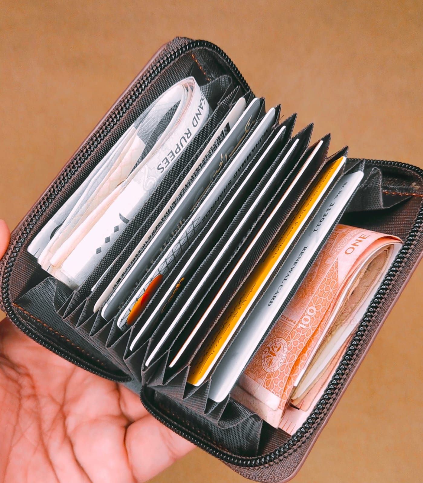 New Casual Wallet Multi-Slot Card Holder Zipper Coin Purse Small Clutch PU Money Bag Purse Cardholder Wallets for Men - Oshi.pk - Buy & Sell Online