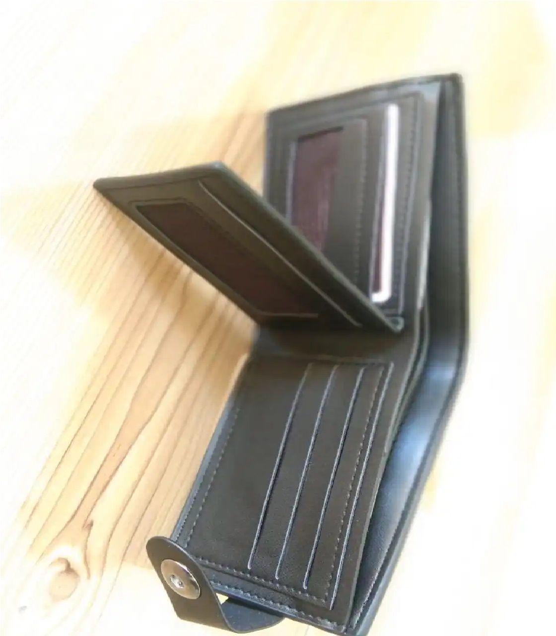 Dunbollu Men's Retro Trifold PU Leather Wallet: Stylish Card Holder Design - Oshi.pk - Buy & Sell Online