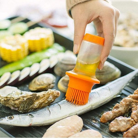 Oil Spreader Oil Bottle with Silicone Brush Honey Brushes Cooking BBQ Baking - Oshi.pk - Buy & Sell Online