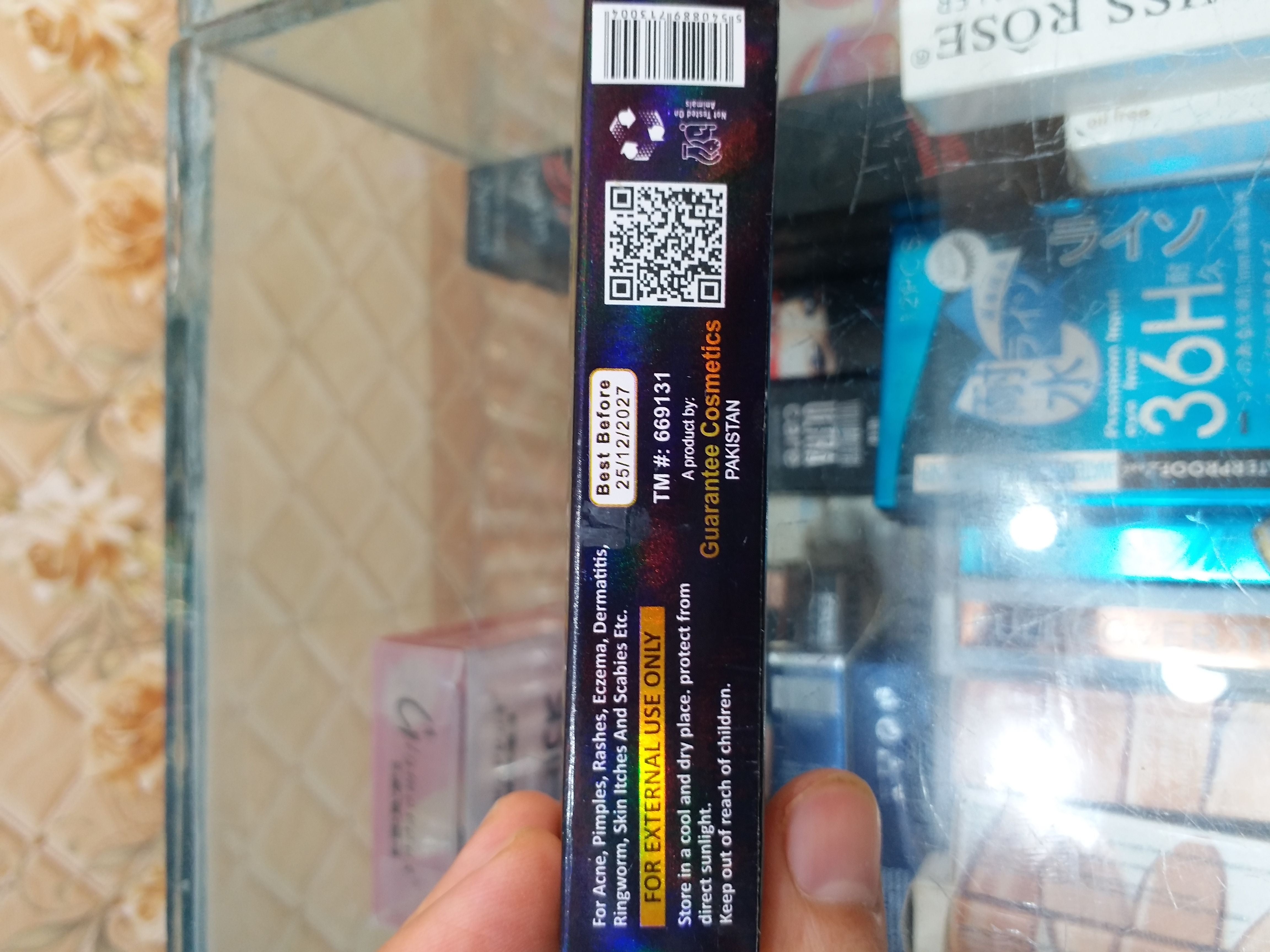 Original Guarantee 24K Gold Anti Acne + Freckles Cream 15ml - Oshi.pk - Buy & Sell Online