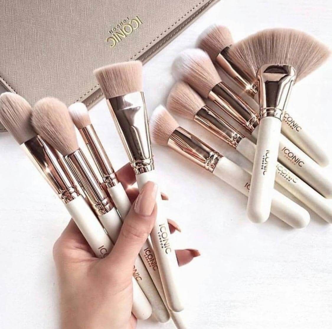 Original Iconic London Makeup 12 Pcs Brushes Set - Oshi.pk - Buy & Sell Online