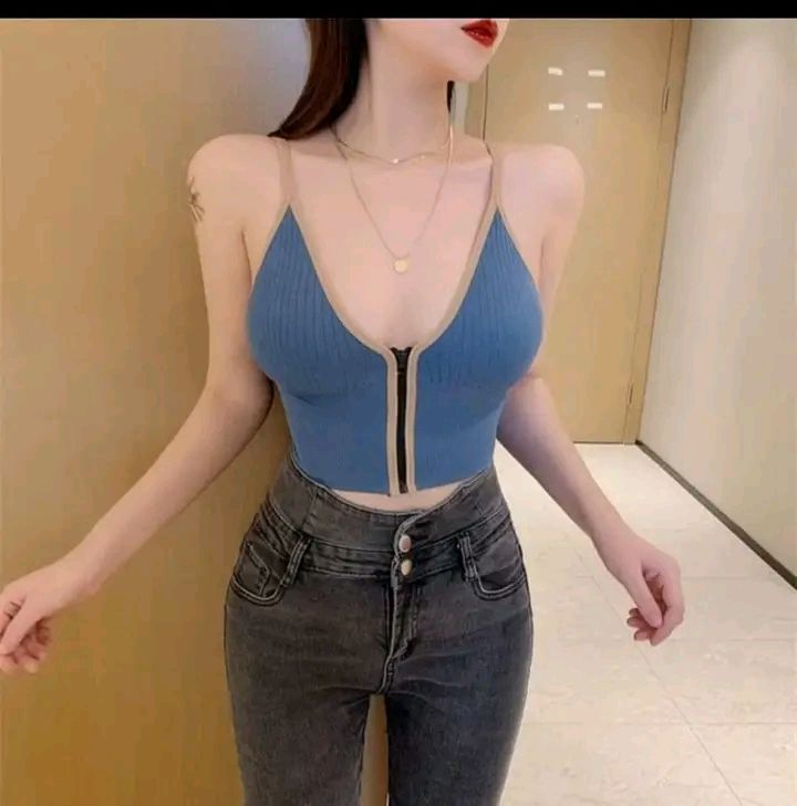 Pack of 1- Imported Best Quality Sport Bra for Women/Girls - Oshi.pk - Buy & Sell Online