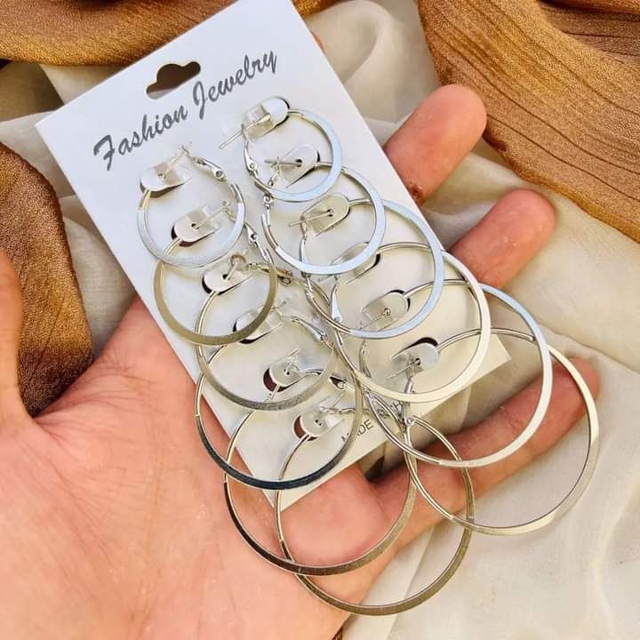 Pack of 6 Pairs / set Hoop Earrings Gold Silver color Small Big Circle Earring Set for Women Simple Punk Ear Clip Fashion Jewelry - Oshi.pk - Buy & Sell Online