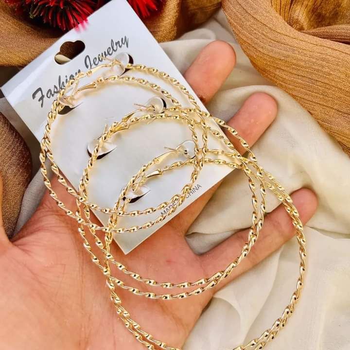Pack of 3 Pairs / set Hoop Earrings Gold Silver color Small Big Circle Earring Set for Women Simple Punk Ear Clip Fashion Jewelry - Oshi.pk - Buy & Sell Online
