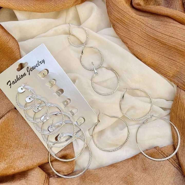 Pack of 6 Pairs / set Hoop Earrings Gold Silver color Small Big Circle Earring Set for Women Simple Punk Ear Clip Fashion Jewelry - Oshi.pk - Buy & Sell Online