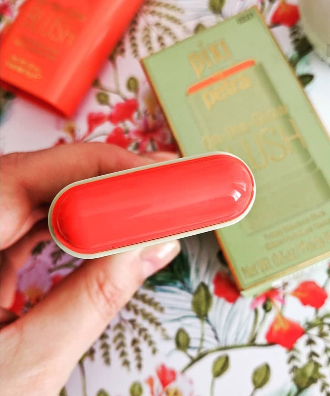 Pixi On The Glow Blush Stick - juicy Shade - Oshi.pk - Buy & Sell Online