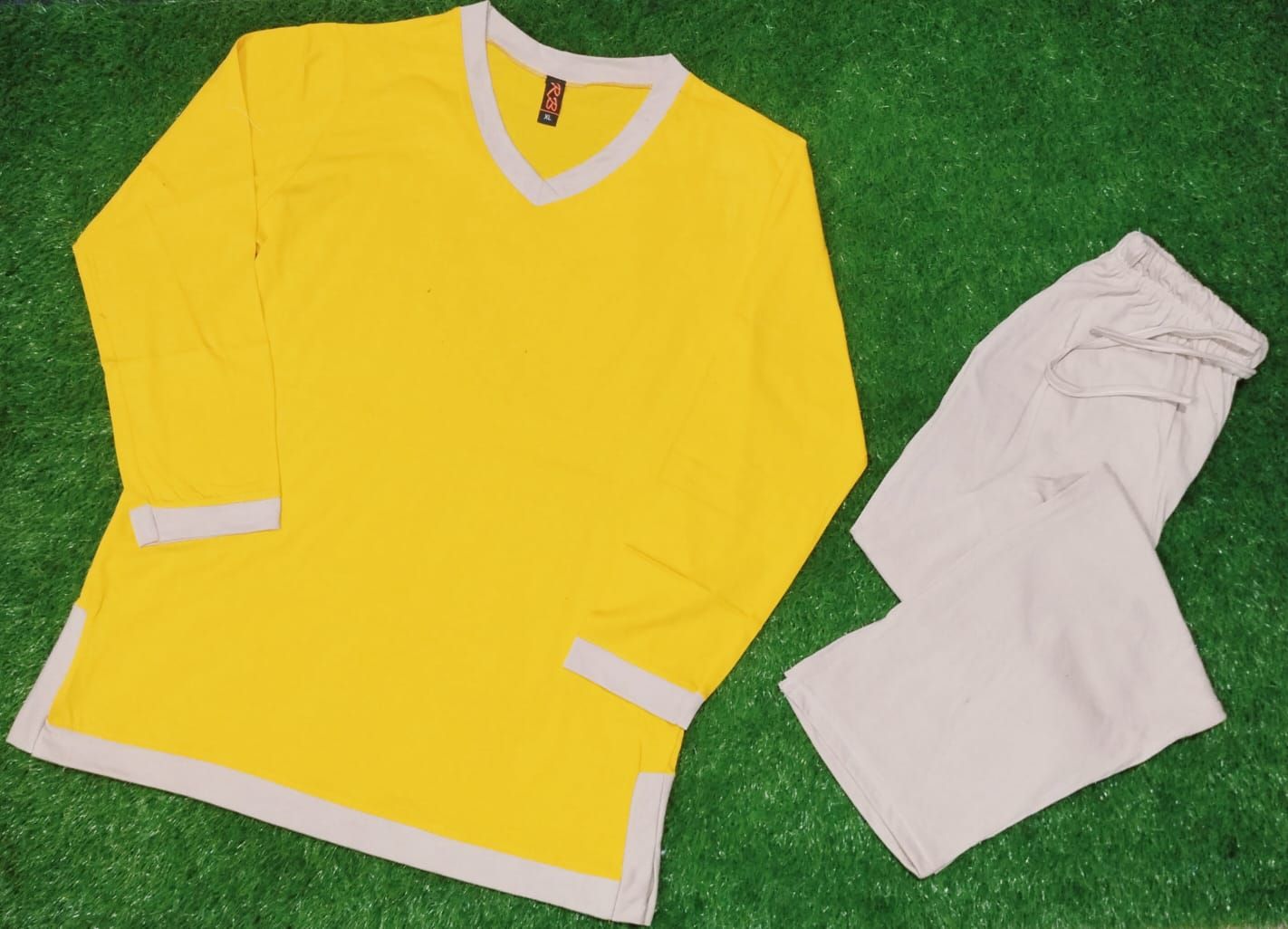 Plain V Neck Tshirt and Trouser Night Dress - Oshi.pk - Buy & Sell Online