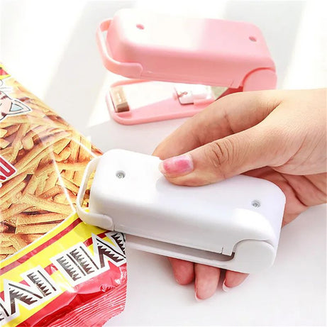 Portable Mini Sealer Home Heat Bag Plastic Food Snacks Bag Sealing Machine Food Packaging Kitchen Storage Bag Clips - Oshi.pk - Buy & Sell Online