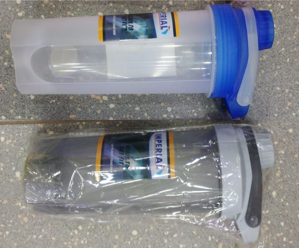 Protein Shaker Bottle Sports Gym Water Bottle Multi-Purpose Shaker with Mix Ball Blender Bottle BPA Free Plastic Easy Grip Leak Proof 700ml - Oshi.pk - Buy & Sell Online