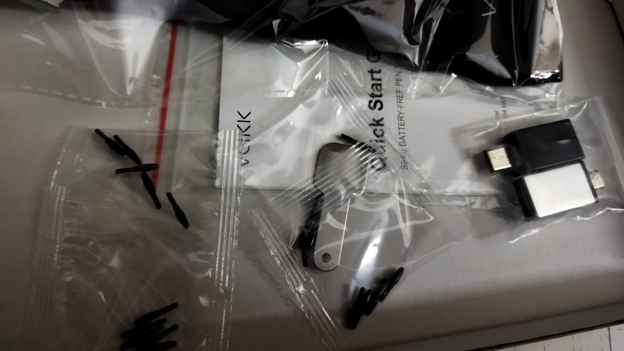 S640 Graphic Tablet Drawing Tablet 6x4 inch Graphics Drawing Tablet Pen Tablet 8192 Levels - Oshi.pk - Buy & Sell Online