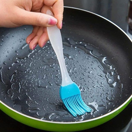 Small Silicone Brush and Spatula Set 2pcs - Oshi.pk - Buy & Sell Online