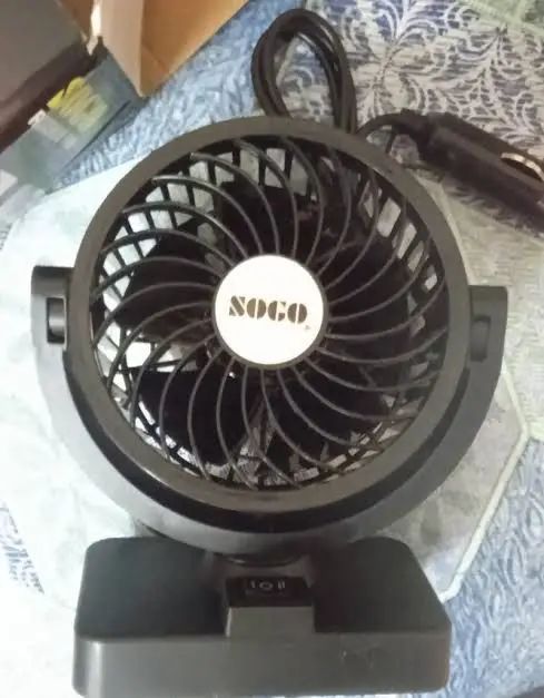 *SOGO SINGLE HEADED FAN 12V* SOGO Fan 12v 360°rotatable, making the fan cover more area suitable for more people use. Powerful wind to drive out hot a - Oshi.pk - Buy & Sell Online