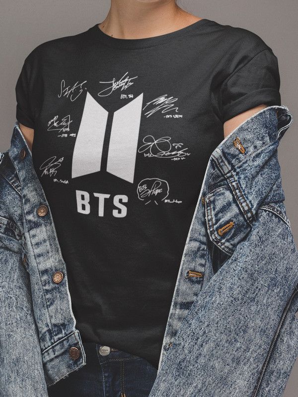 T Shirt stylish new print (BTS Signature) With ALL SEVEN MEMBERS SIGN Tag Line printed Black T shirt round neck half sleeves shirt for women n girls - Oshi.pk - Buy & Sell Online