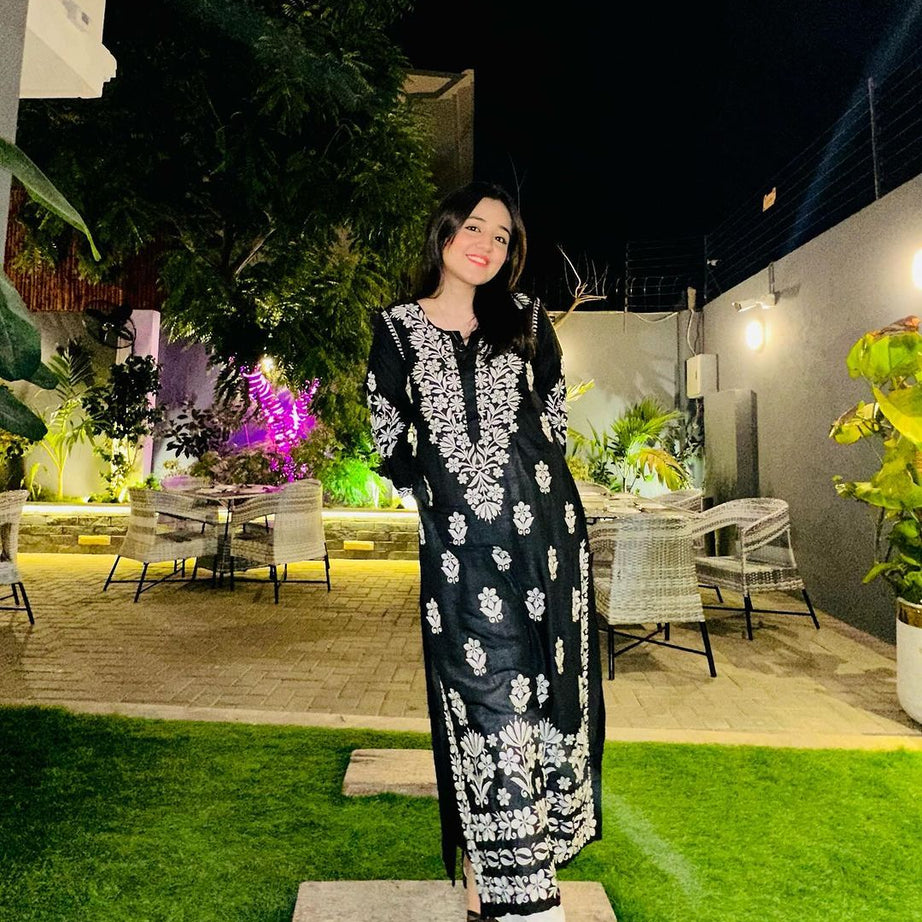 Traditional Indian ChikanKaari long kurti - Oshi.pk - Buy & Sell Online