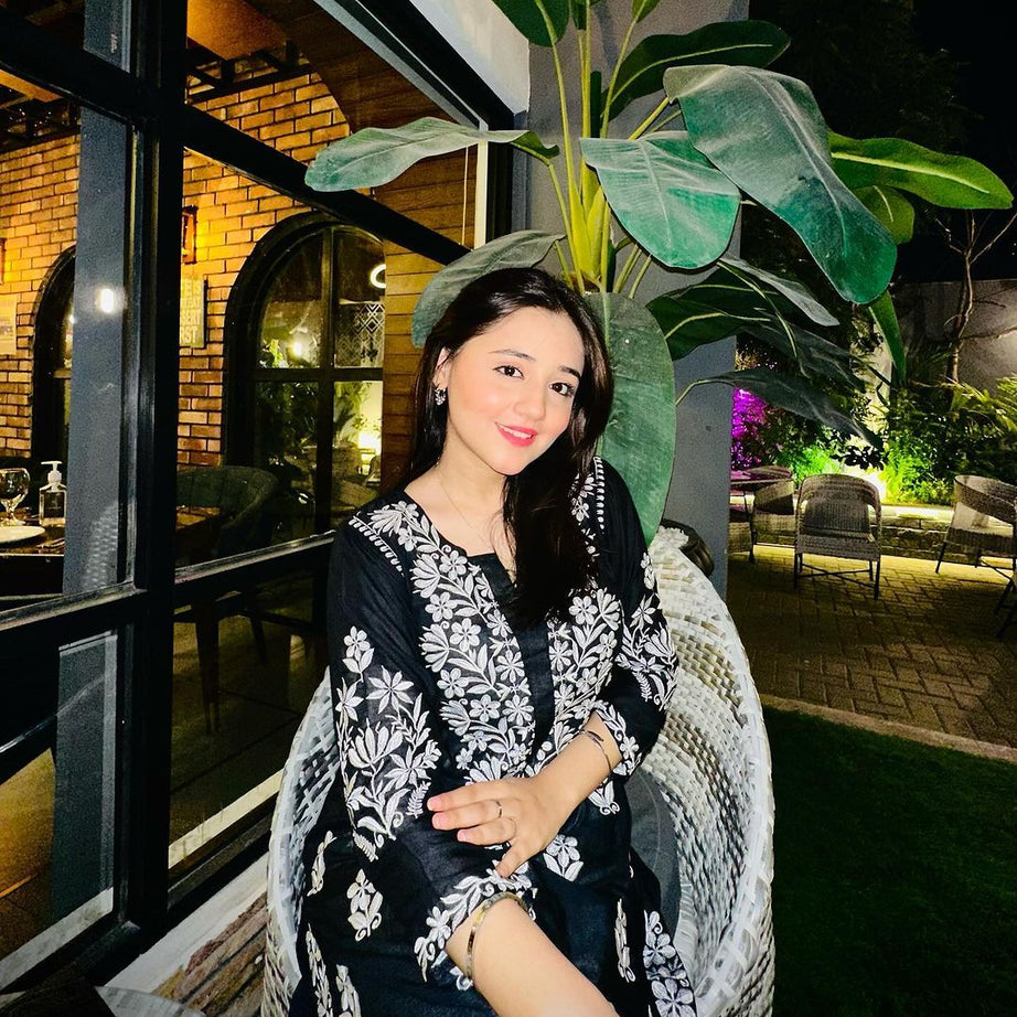 Traditional Indian ChikanKaari long kurti - Oshi.pk - Buy & Sell Online