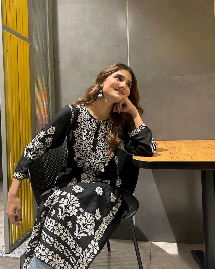 Traditional Indian ChikanKaari long kurti - Oshi.pk - Buy & Sell Online