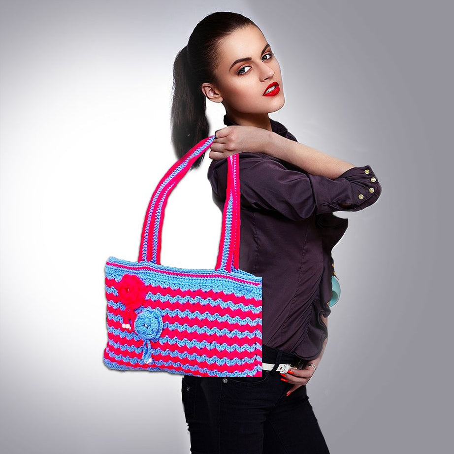 Unique Handmade Crochet Bags: Line Patterns in Pink and Feroze : Elegant Handmade Crochet Bags for Women : Eye-Catching Crochet Bags for Girls. - Oshi.pk - Buy & Sell Online