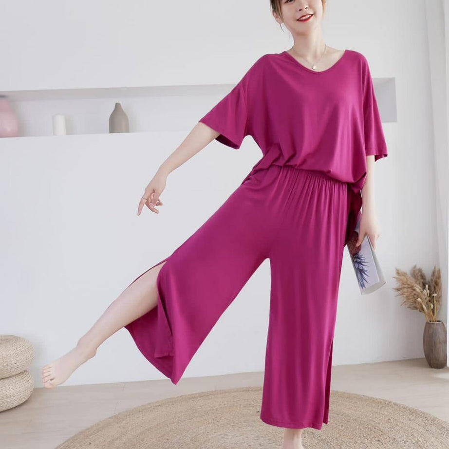 V Neck with Flapper Style pajama 3 Quater Sleeves Night Suit for her - Oshi.pk - Buy & Sell Online