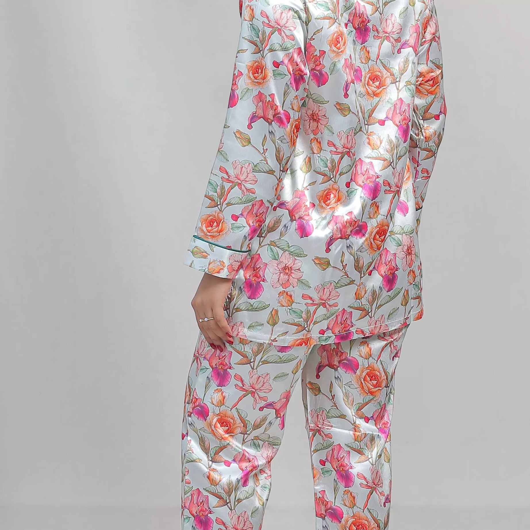 Valerie classic nightwear/sleepwear is designed for ultimate comfort and style. Our classic pajama set is updated in a smooth silky fabric. - Oshi.pk - Buy & Sell Online