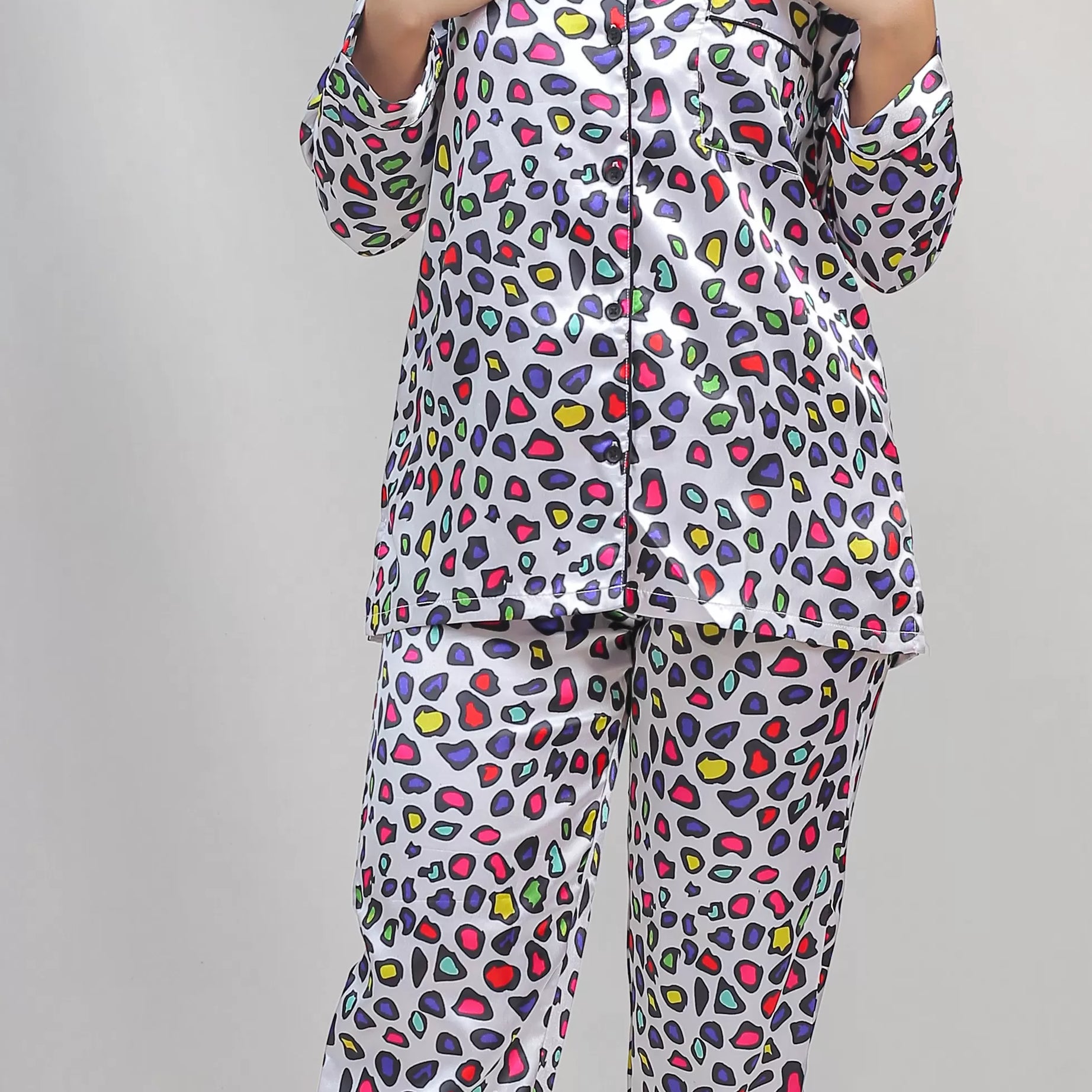 Valerie classic nightwear/sleepwear is designed for ultimate comfort and style. Our classic pajama set is updated in a smooth silky fabric. - Oshi.pk - Buy & Sell Online