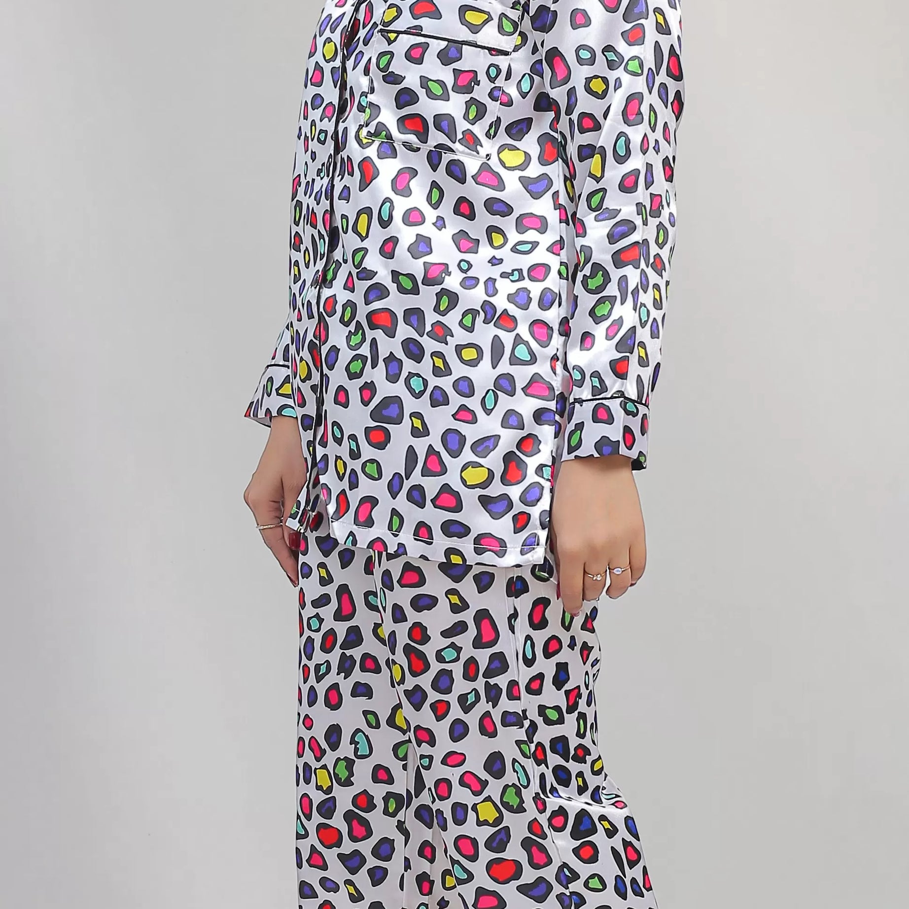 Valerie classic nightwear/sleepwear is designed for ultimate comfort and style. Our classic pajama set is updated in a smooth silky fabric. - Oshi.pk - Buy & Sell Online