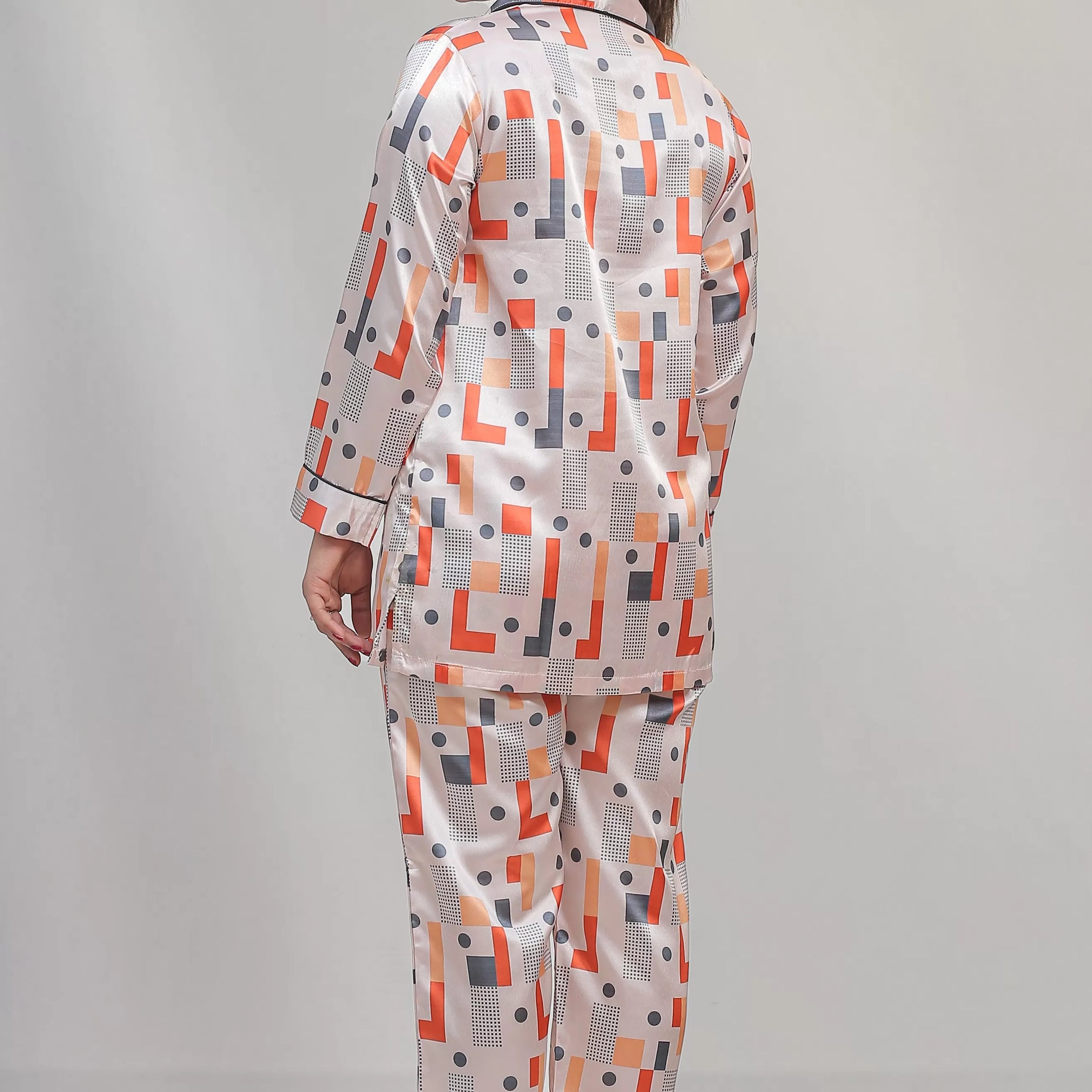 Valerie classic nightwear/sleepwear is designed for ultimate comfort and style. Our classic pajama set is updated in a smooth silky fabric - Oshi.pk - Buy & Sell Online