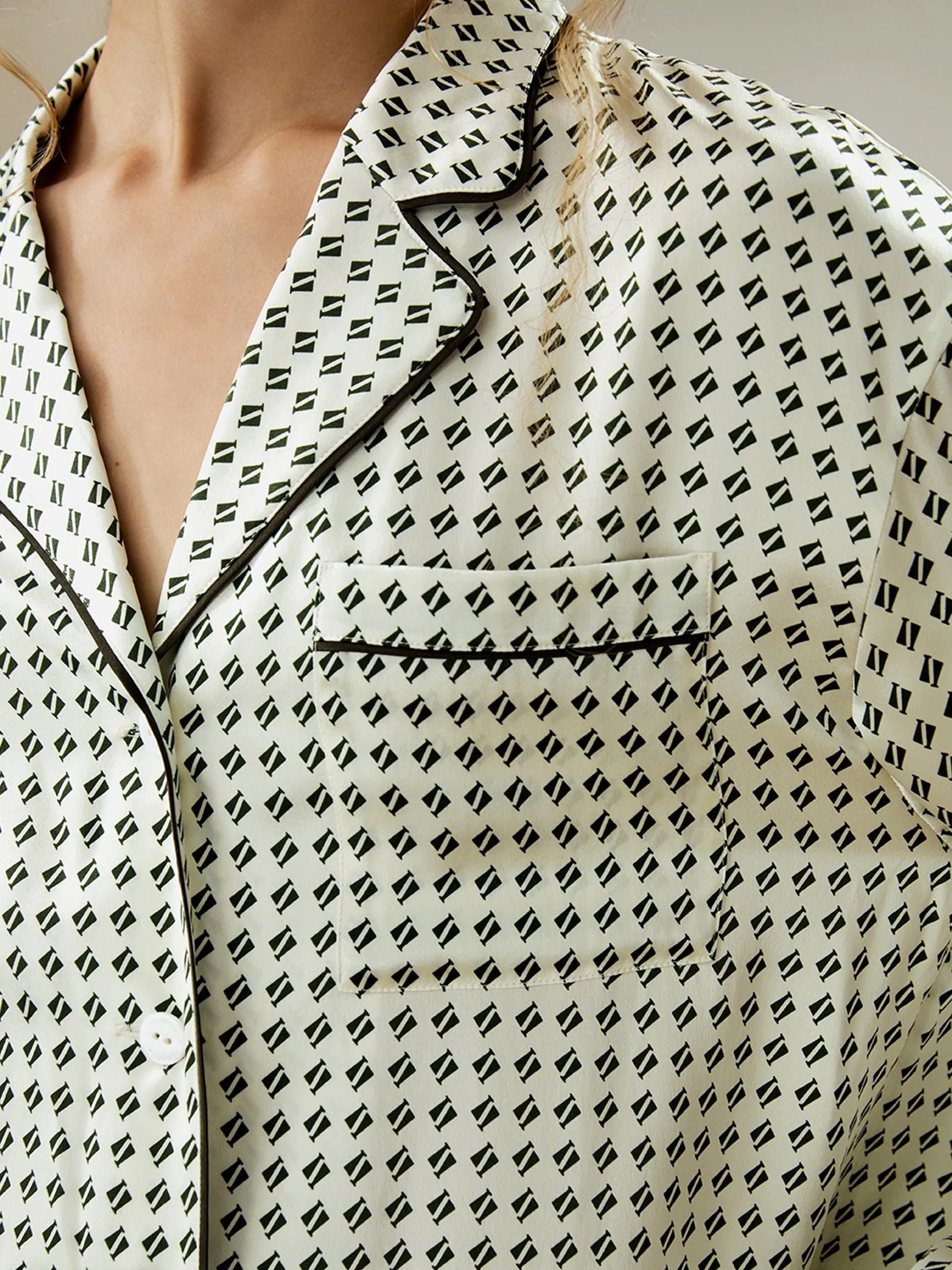 Valerie Women Silky Printed Pajama Set (Studio By Arj) - Oshi.pk - Buy & Sell Online