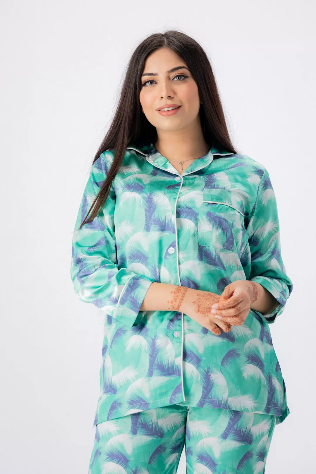 Valerie lounging Gorgeous satin fabric comes with a natural sheen and feel silky on your skin. Feel cute and sensual while staying comfortable putting - Oshi.pk - Buy & Sell Online